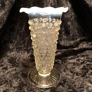 10202 Anchor Hocking Hobnail Moonstone Opalescent Glass Vase Clear To White